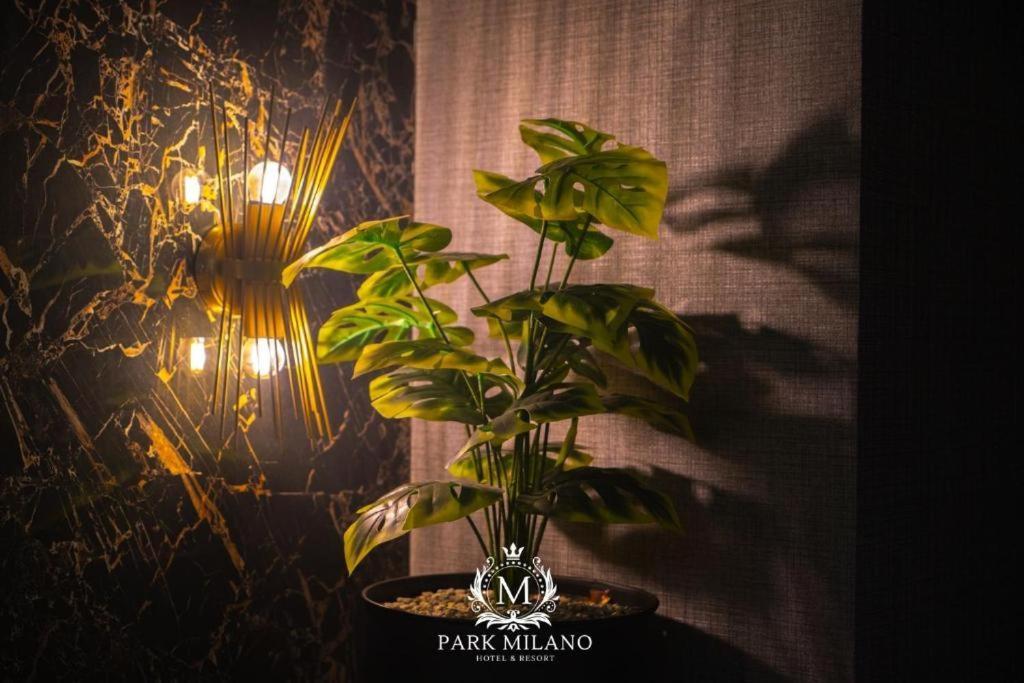 Park Milano Hotel İzmir Extérieur photo